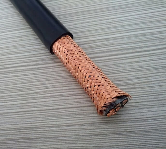 450/750 فولت متعدد النواة 5 كور 1.0mm2 كابل التحكم المحمي PVC كابل مُغلف PVC معزول 18 AWG كابل التحكم النحاسي المدرع STA المفحوص